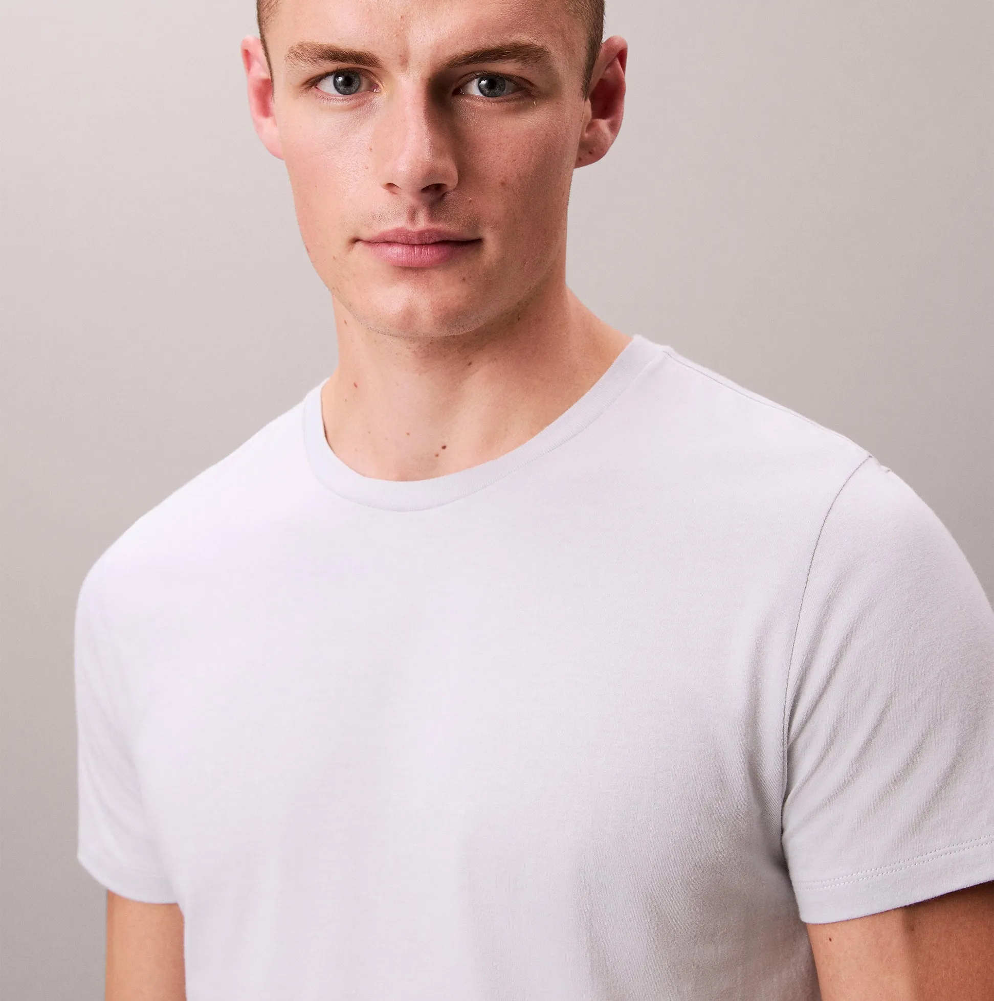 Calvin Klein 3 Pack Mens Crew neck T-Shirt Cotton Classics Multi Colour sold by Shuperb product image thumbnail 5