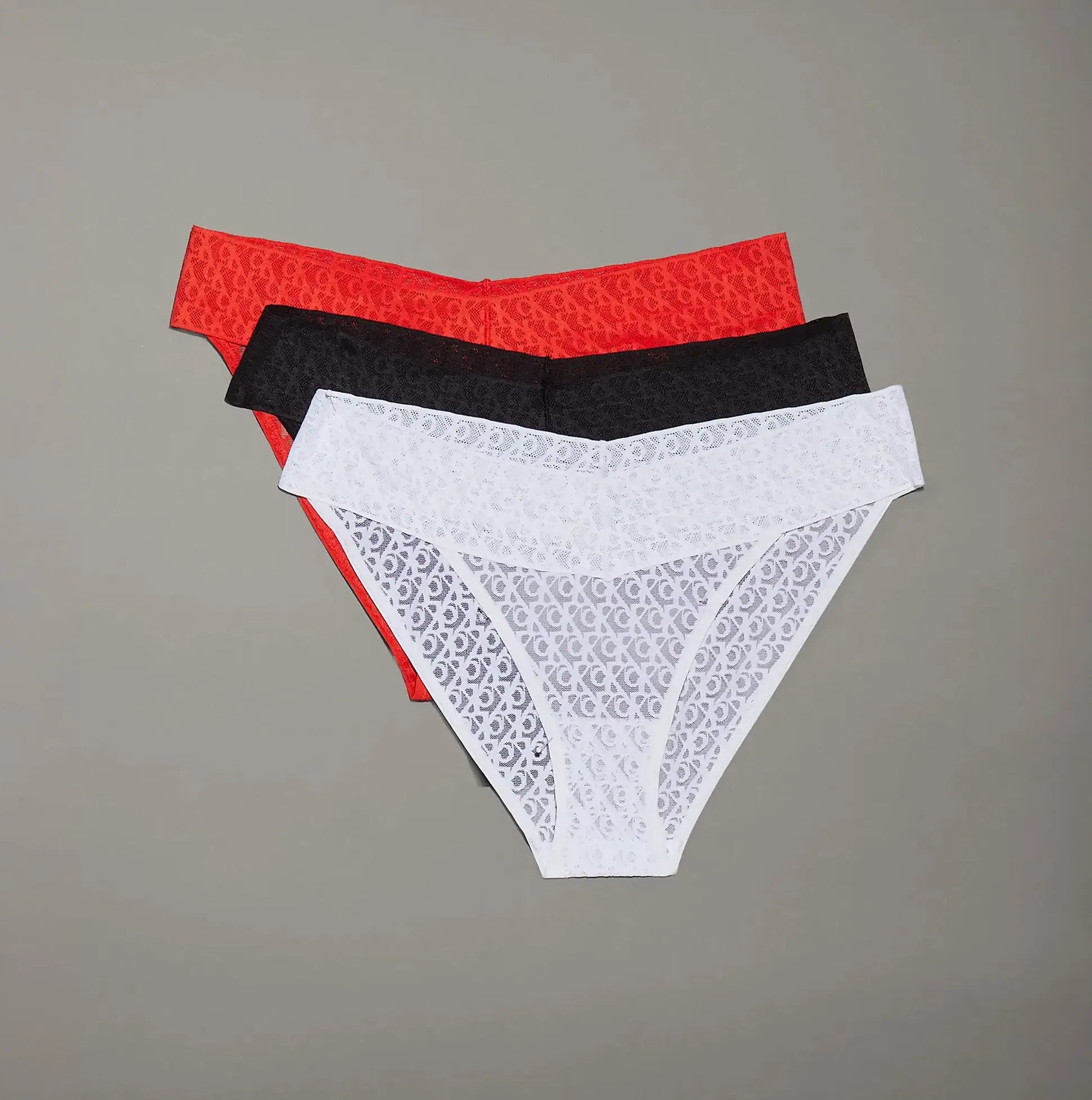 Calvin Klein ICON LOGO LACE 3 Pack Womens Bikini Briefs Black/White/Molten sold by Shuperb
