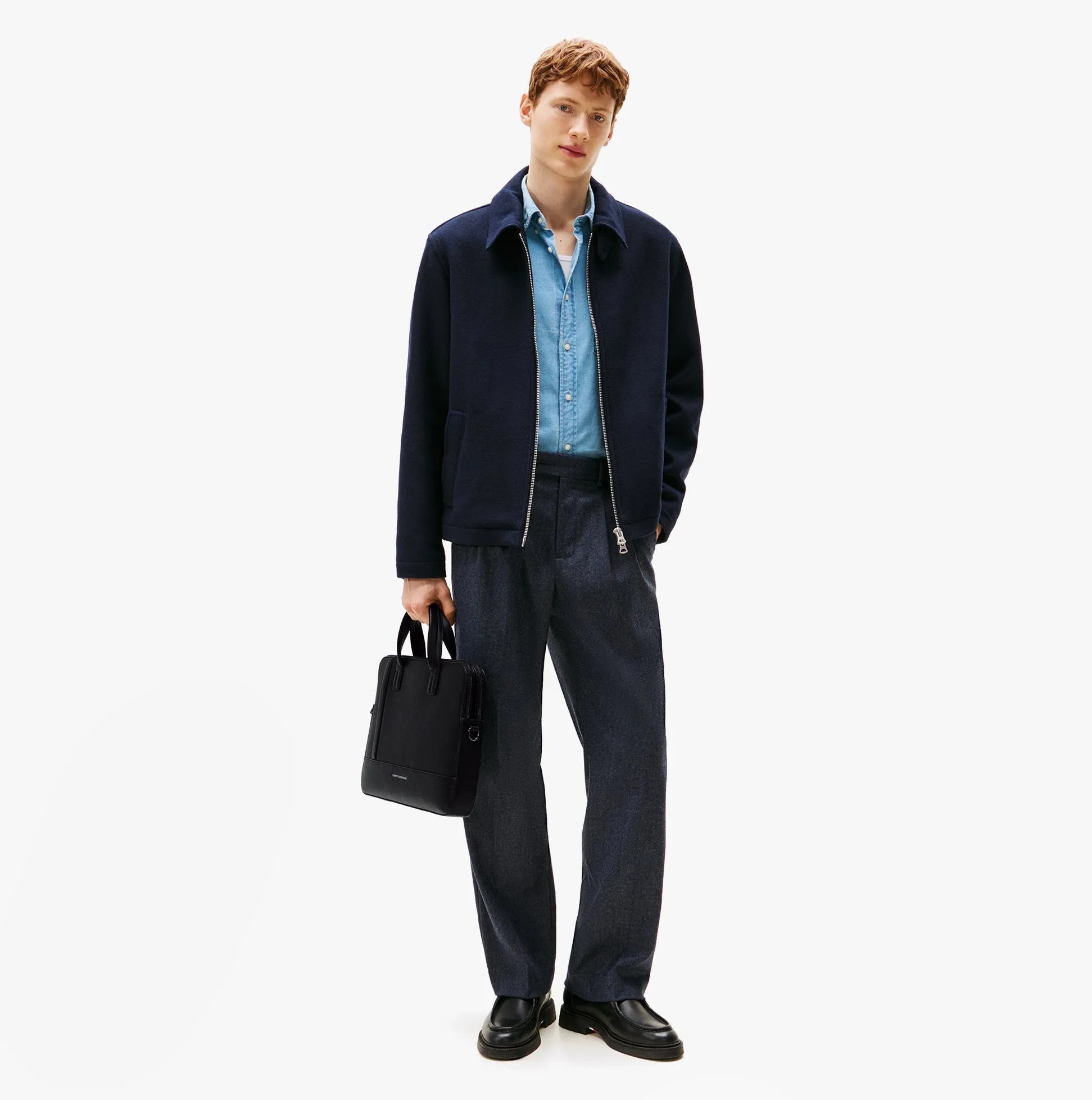 Tommy Hilfiger CENTRAL DUFFLE Mens Laptop Bag Black sold by Shuperb product image thumbnail 2