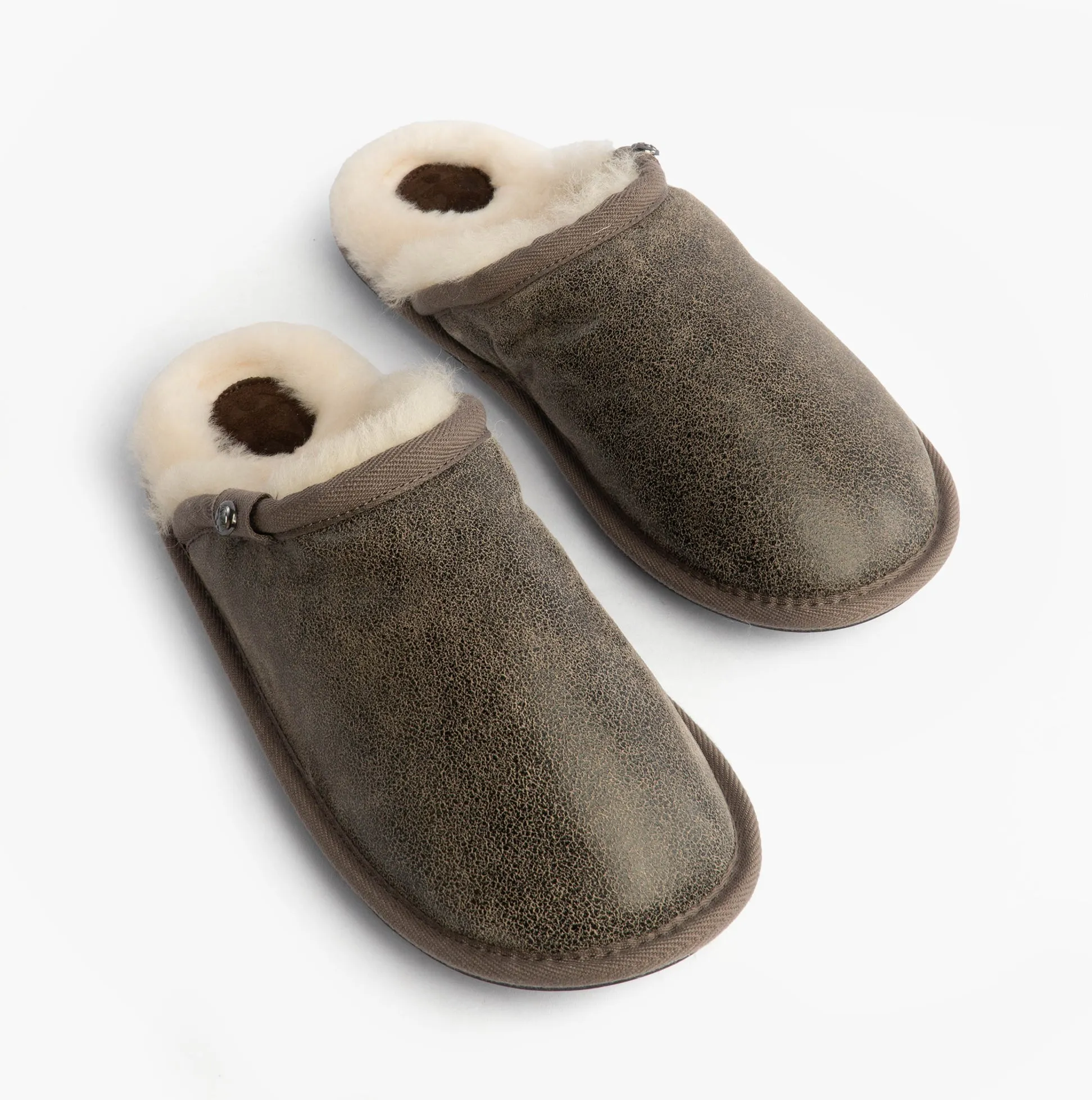 Bedroom Athletics KIEFER Mens Mules Slippers Distressed Tea sold by Shuperb product image thumbnail 2