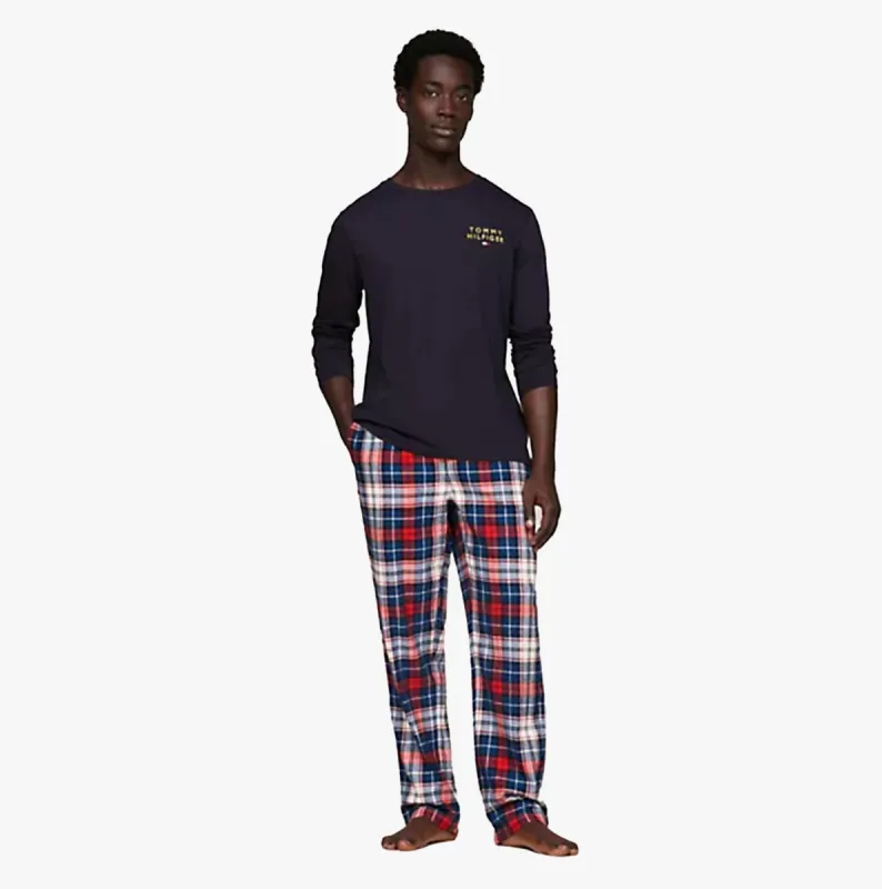 Tommy Hilfiger LS TEE LOGO GOLD Mens T-Shirt Desert Sky sold by Shuperb