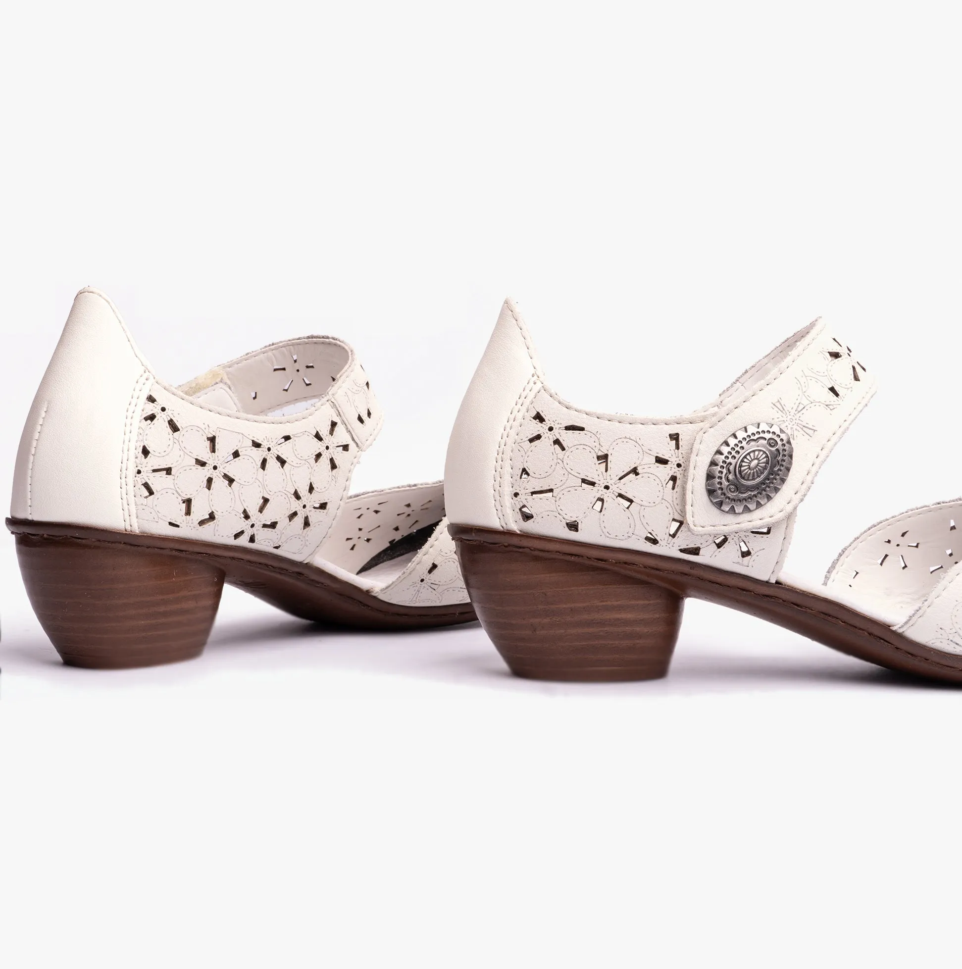 43786-80 Womens Shoes White sold by Shuperb product image thumbnail 5