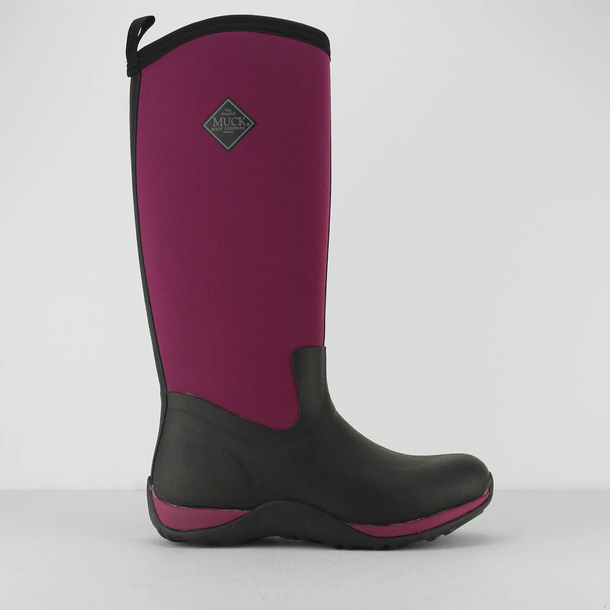 Muck Boots ARCTIC ADVENTURE Womens Rubber Wellington Boots Black/Maroon sold by Shuperb