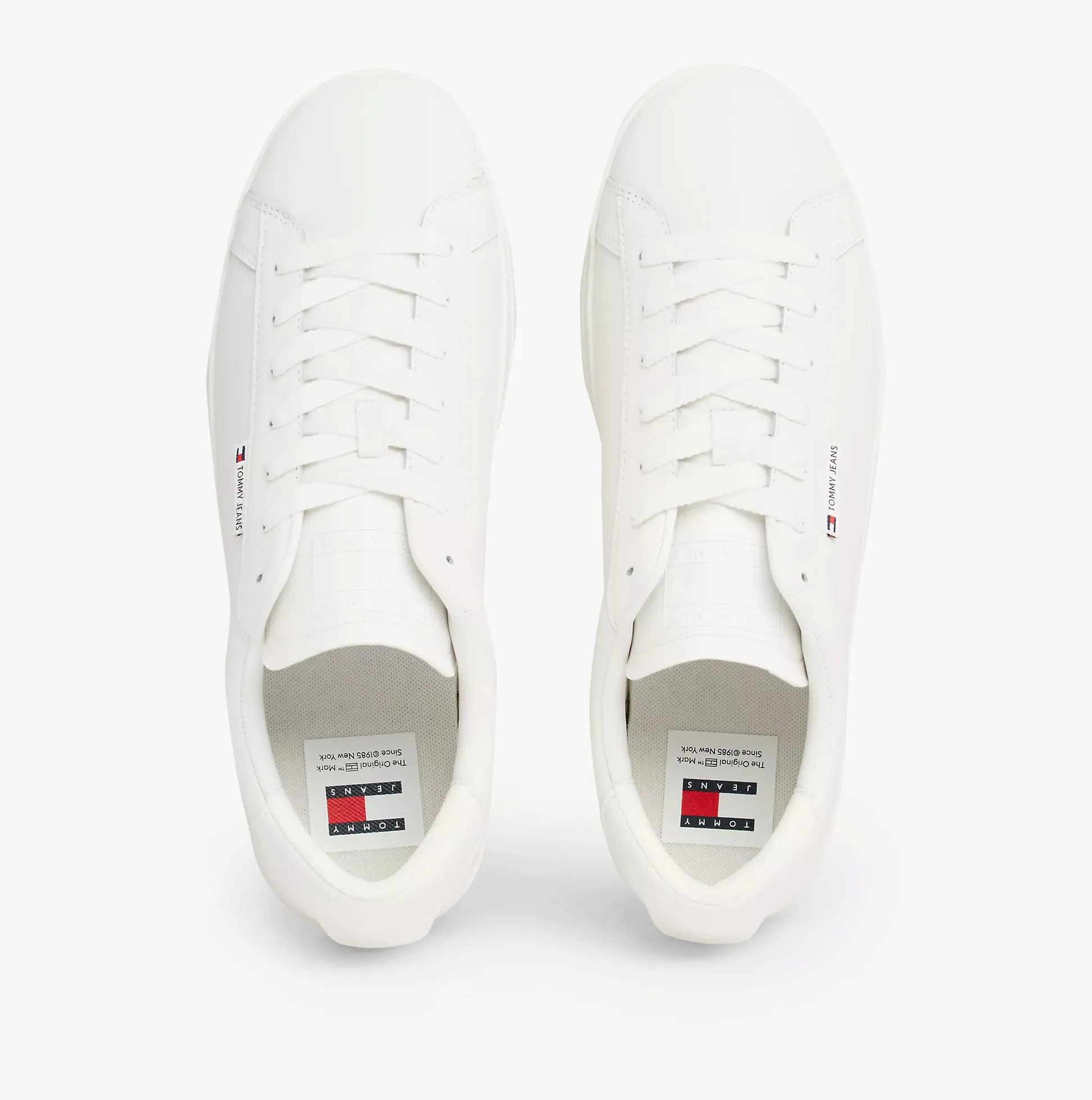 Tommy Hilfiger TJM LEATHER LOW CUPS Mens Trainers Ecru sold by Shuperb product image thumbnail 3