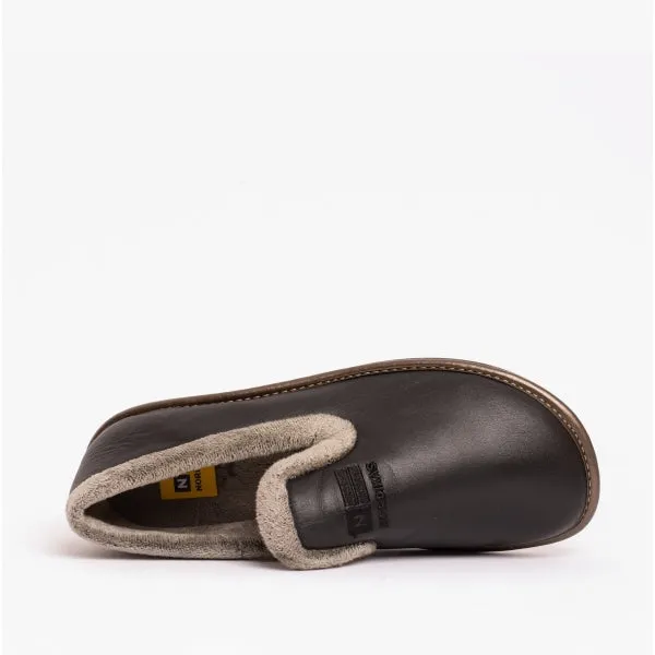 305 (DUBLIN) Ladies Leather Full Slippers Black sold by Shuperb product image thumbnail 4