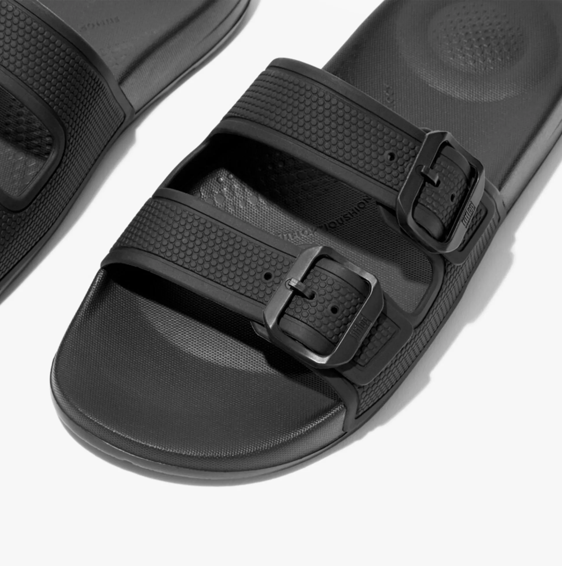 FitFlop FD2-090 IQUSHION TWO-BAR BUCKLE Womens Slides All Black sold by Shuperb product image thumbnail 4