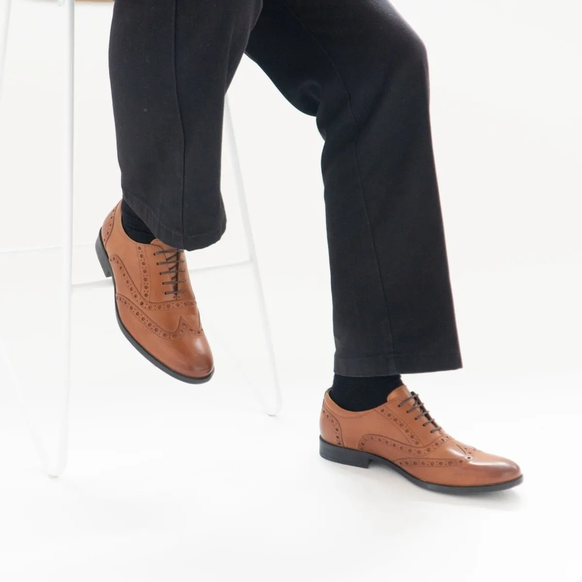 Hush Puppies OAKEN Mens Leather Brogue Shoes Dark Brown sold by Shuperb product image thumbnail 2