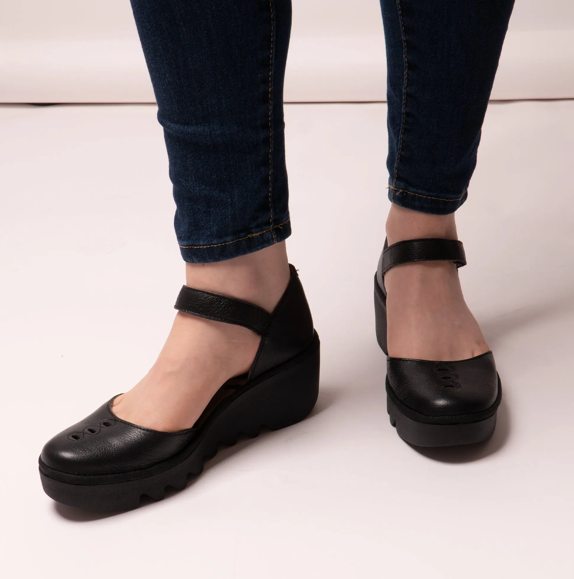 BISO305FLY Ladies Wedge Sandals Black sold by Shuperb product image thumbnail 2