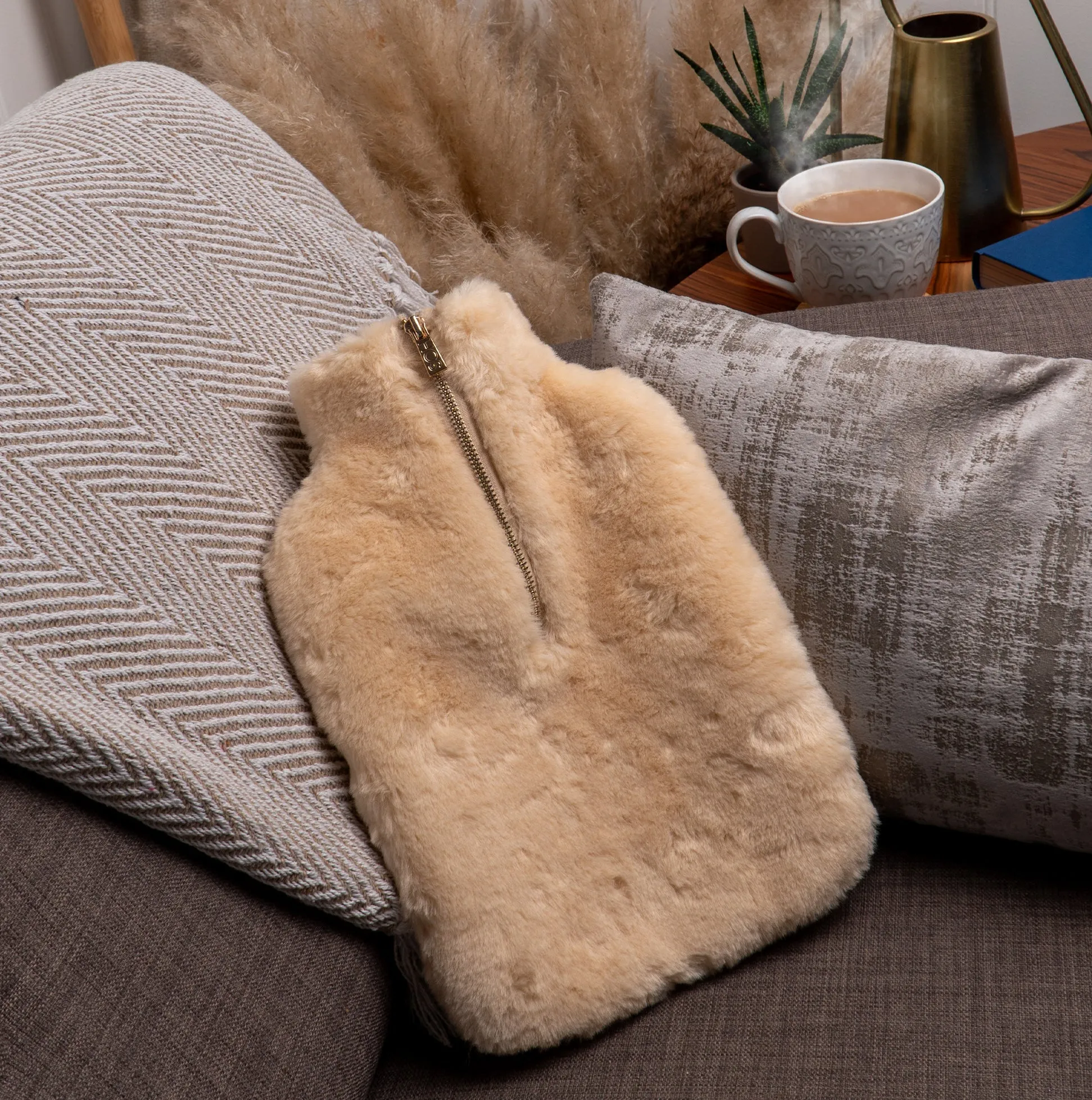 House of Slippers CLARA Faux Fur Hot Water Bottle Cover Cream sold by Shuperb product image thumbnail 5