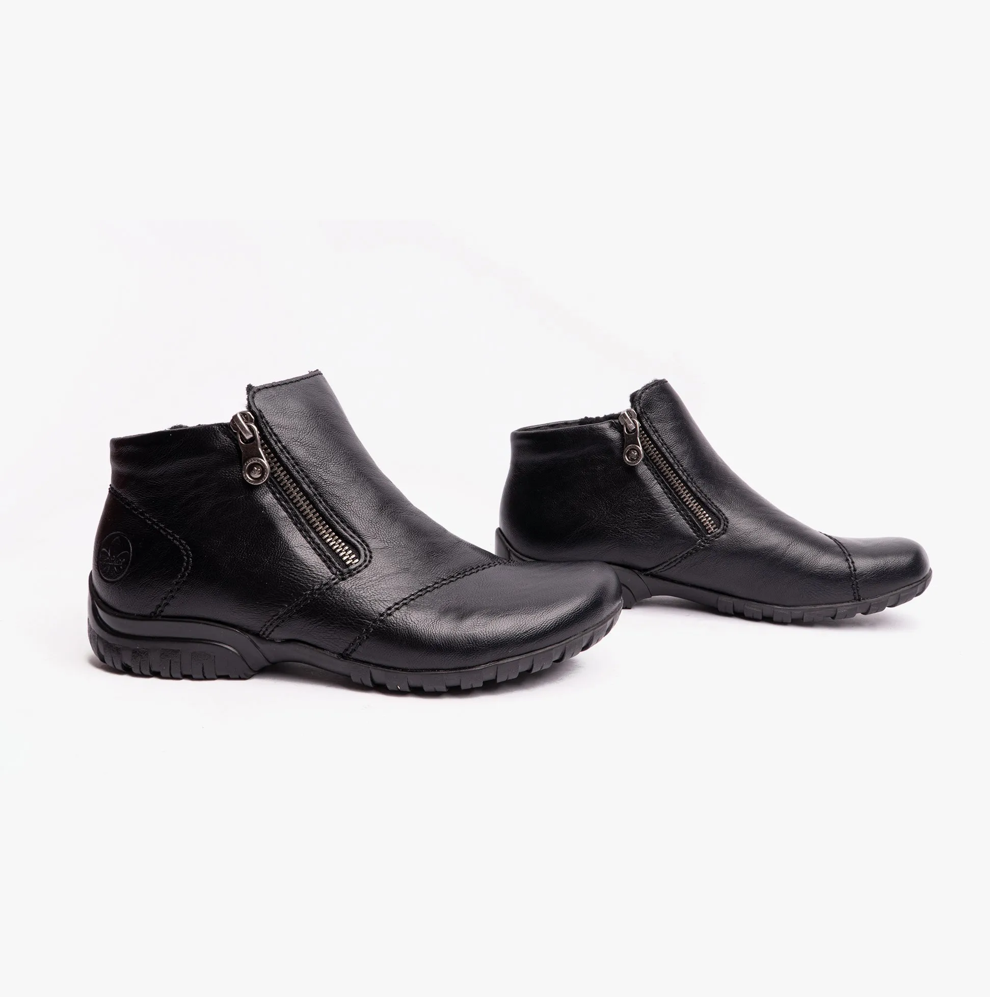 L4663-01 Womens Ankle Boots Black sold by Shuperb product image thumbnail 2