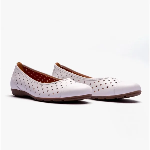 Gabor RUFFLE Womens Leather Ballet Flats White sold by Shuperb product image thumbnail 2