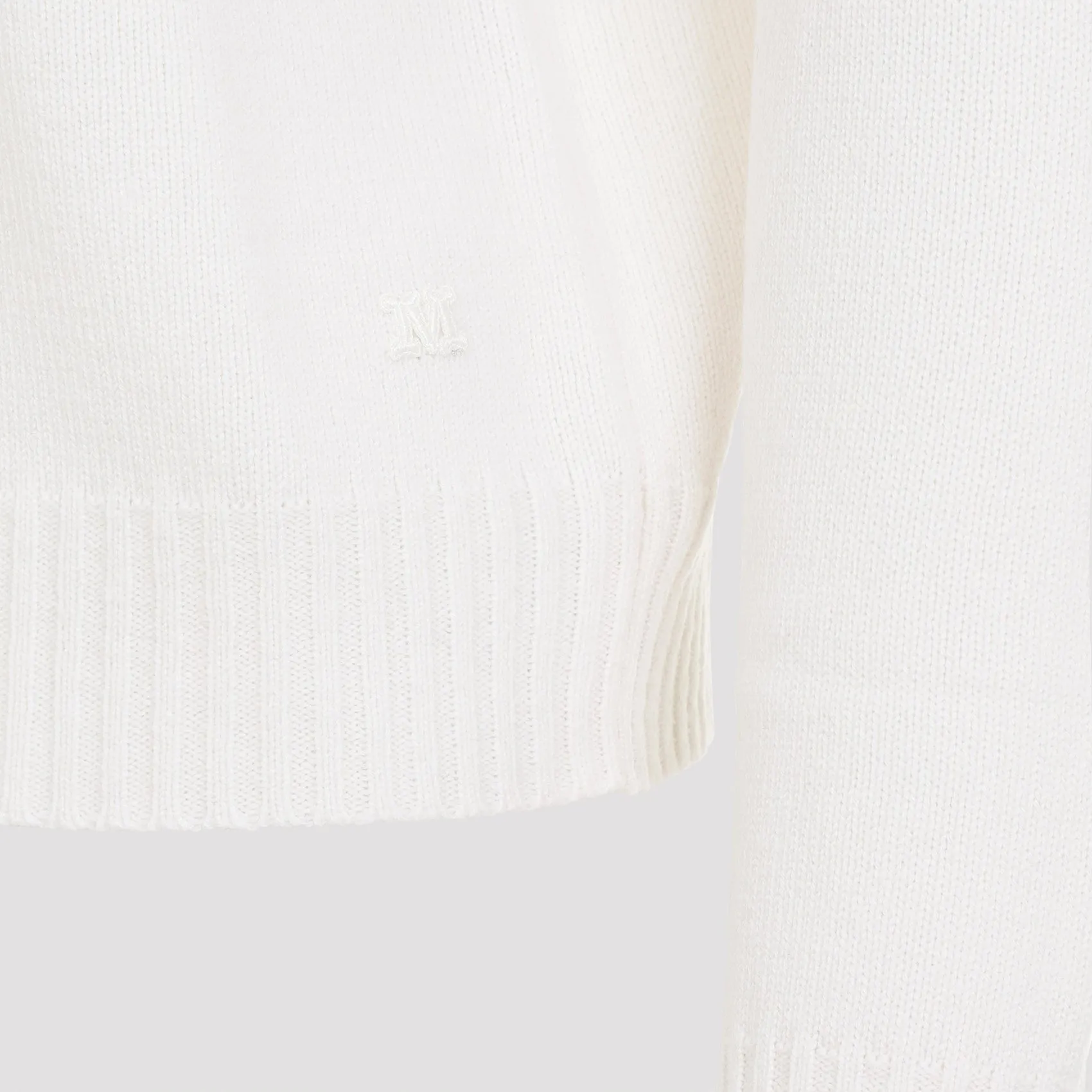 Pullover White sold by Wanan Luxury product image thumbnail 5
