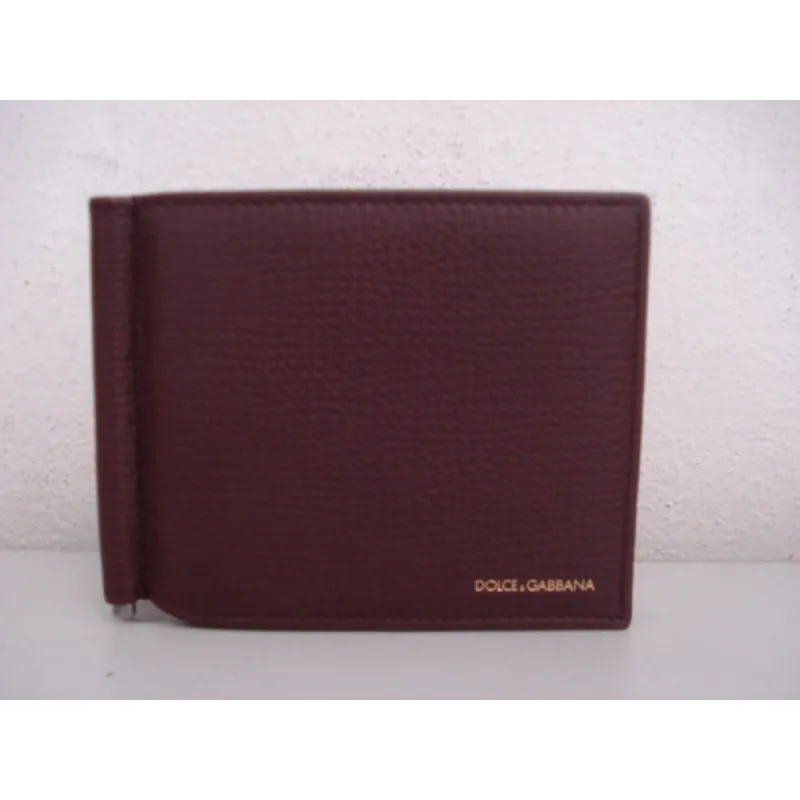 Wallets sold by Wanan Luxury