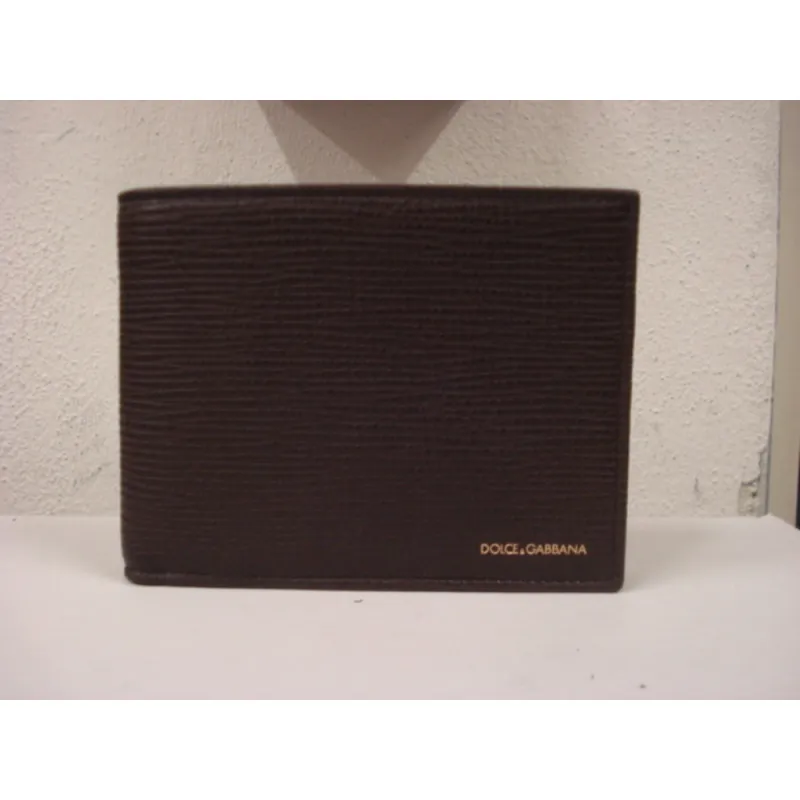 Wallets sold by Wanan Luxury