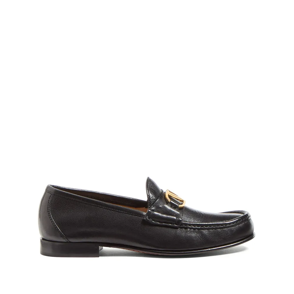 Shoes Black sold by Wanan Luxury