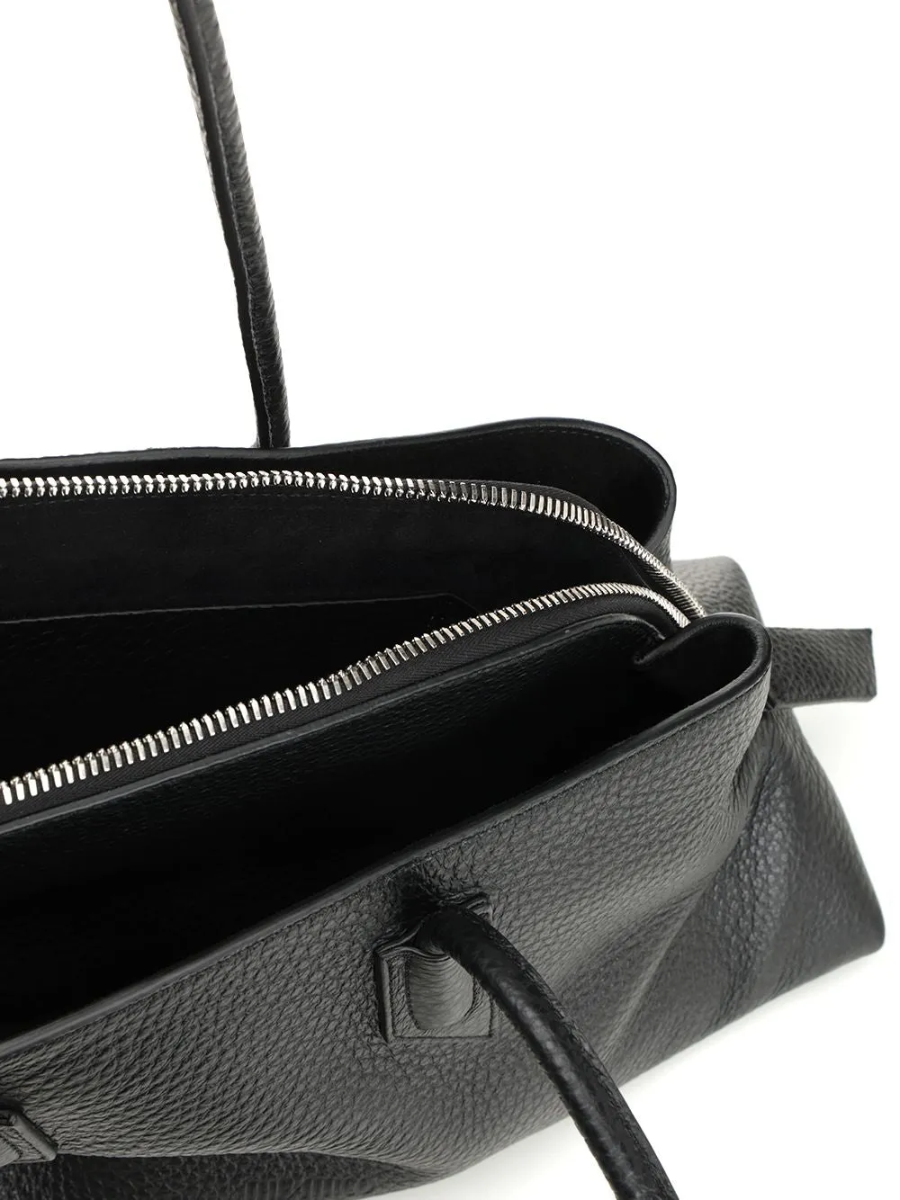 La Passeggiata Shoulder Bags Black sold by Wanan Luxury product image thumbnail 4