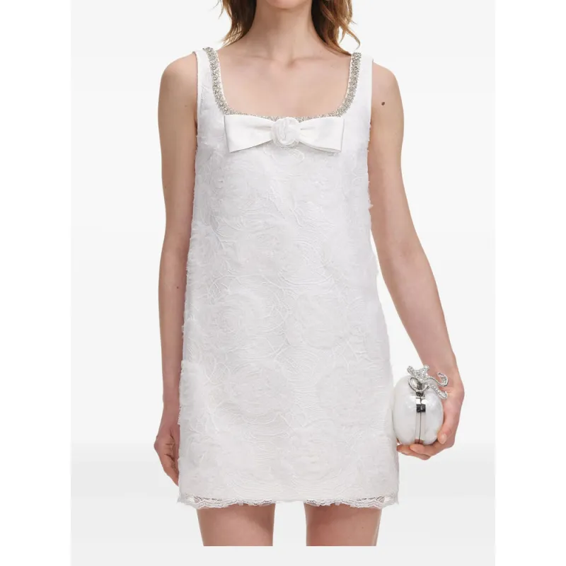 Dresses White made by Self-Portrait