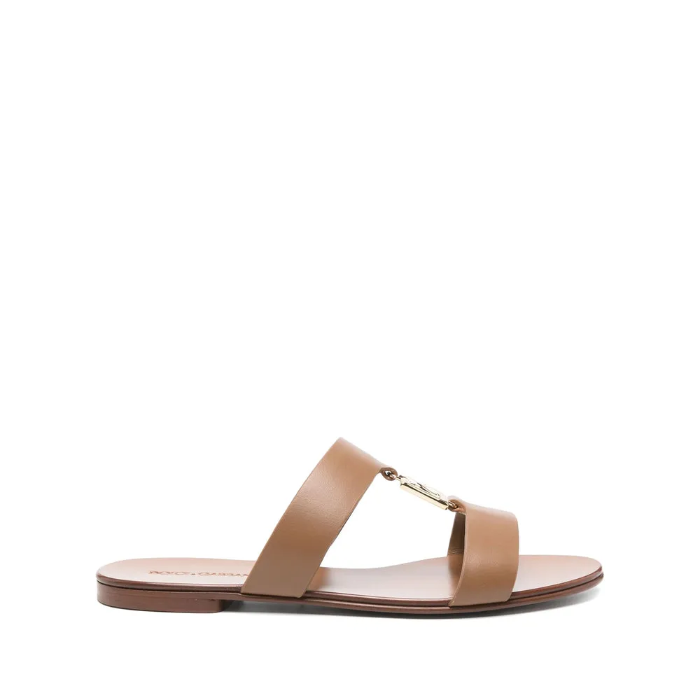 Shoes Brown sold by Wanan Luxury