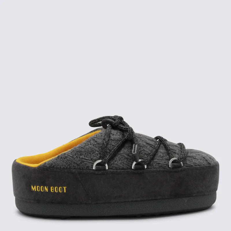 Flat Shoes Blacks And Greys sold by Wanan Luxury