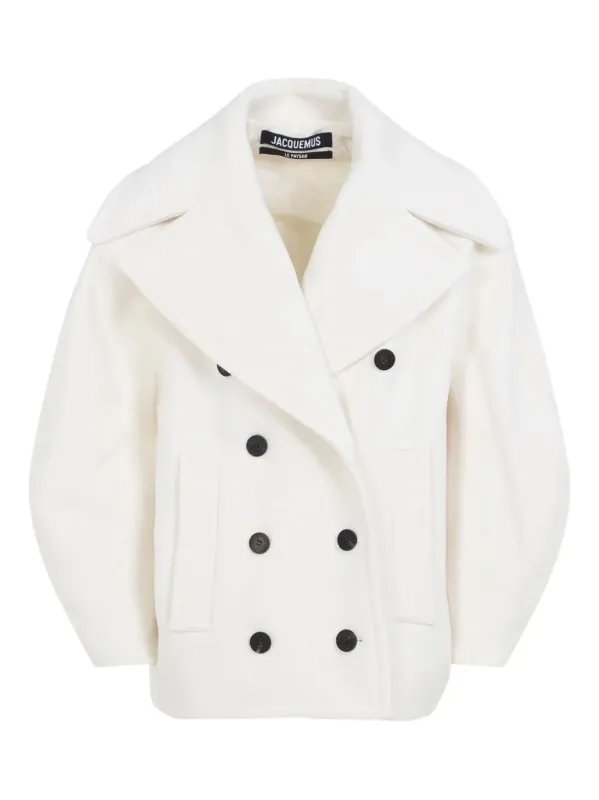 Le Caban Ovalo made by Jacquemus