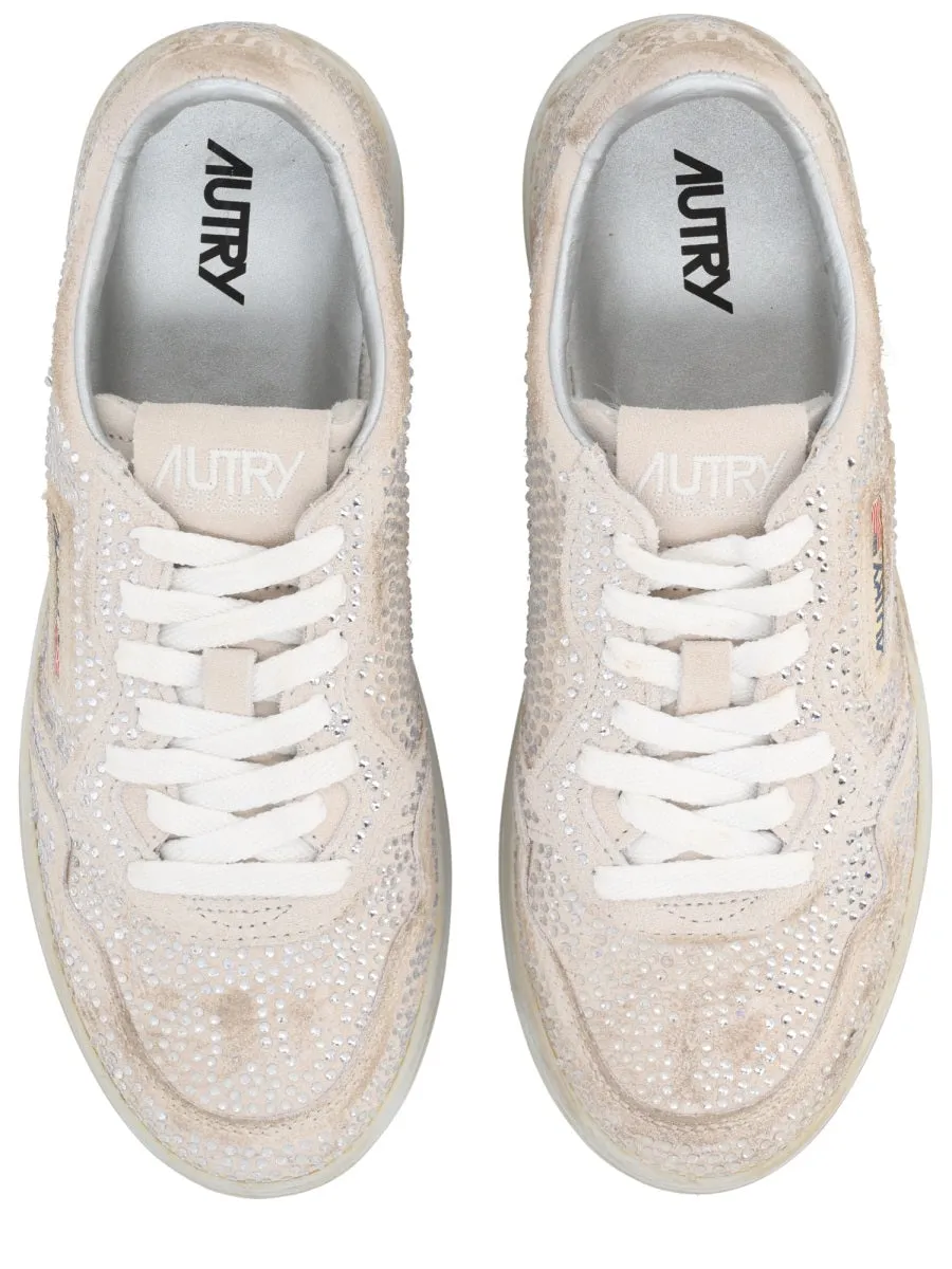 "Medalist Low" Sneaker sold by Wanan Luxury product image thumbnail 5