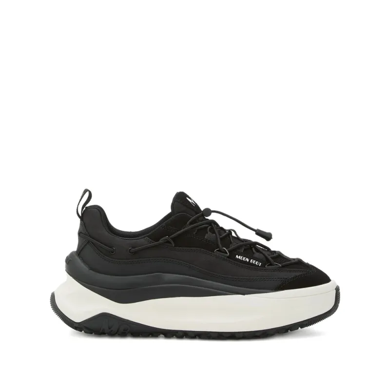 Shoes Black made by Moon Boot