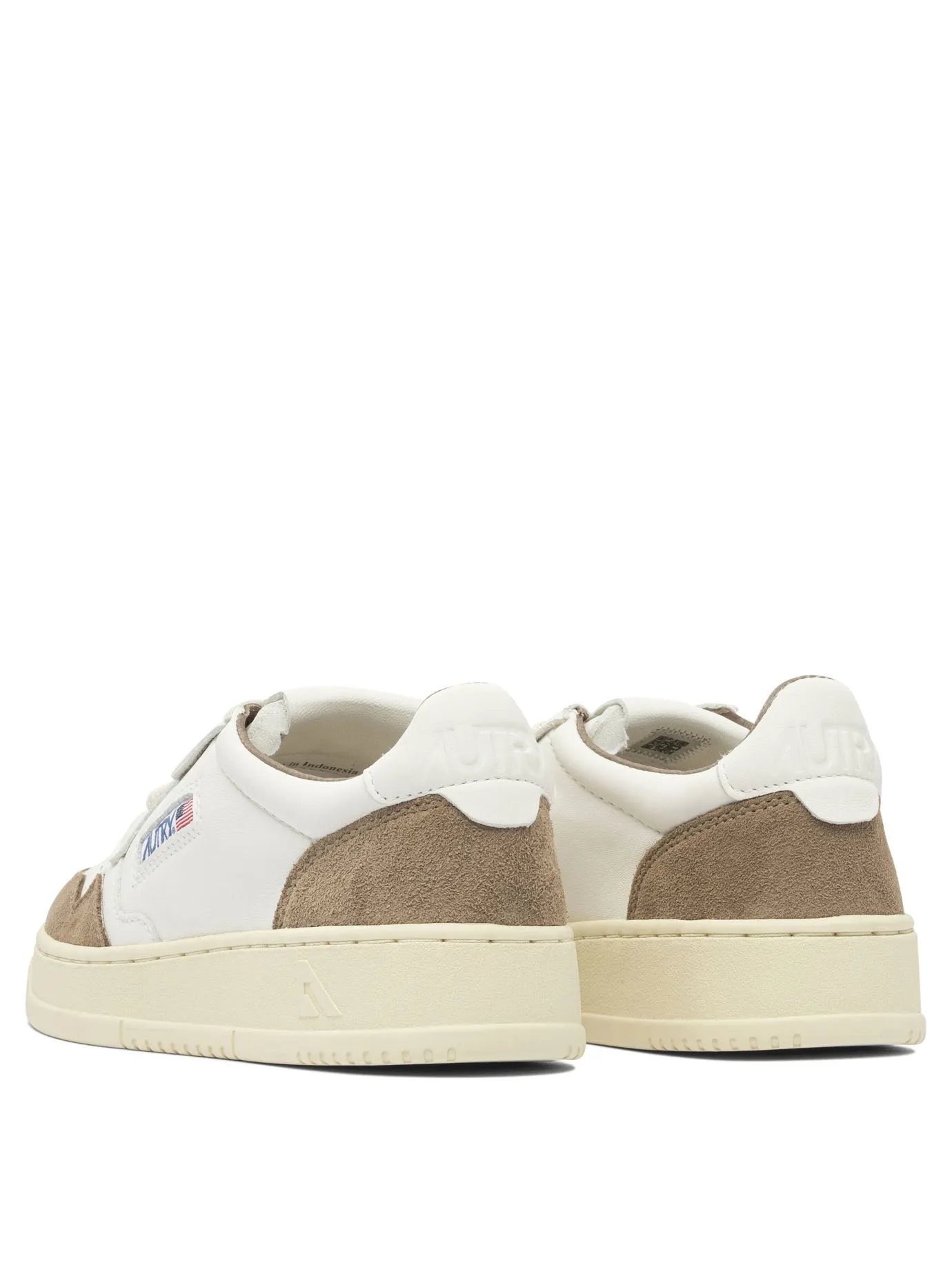 Medalist Low Sneakers & Slip-On White sold by Wanan Luxury product image thumbnail 4