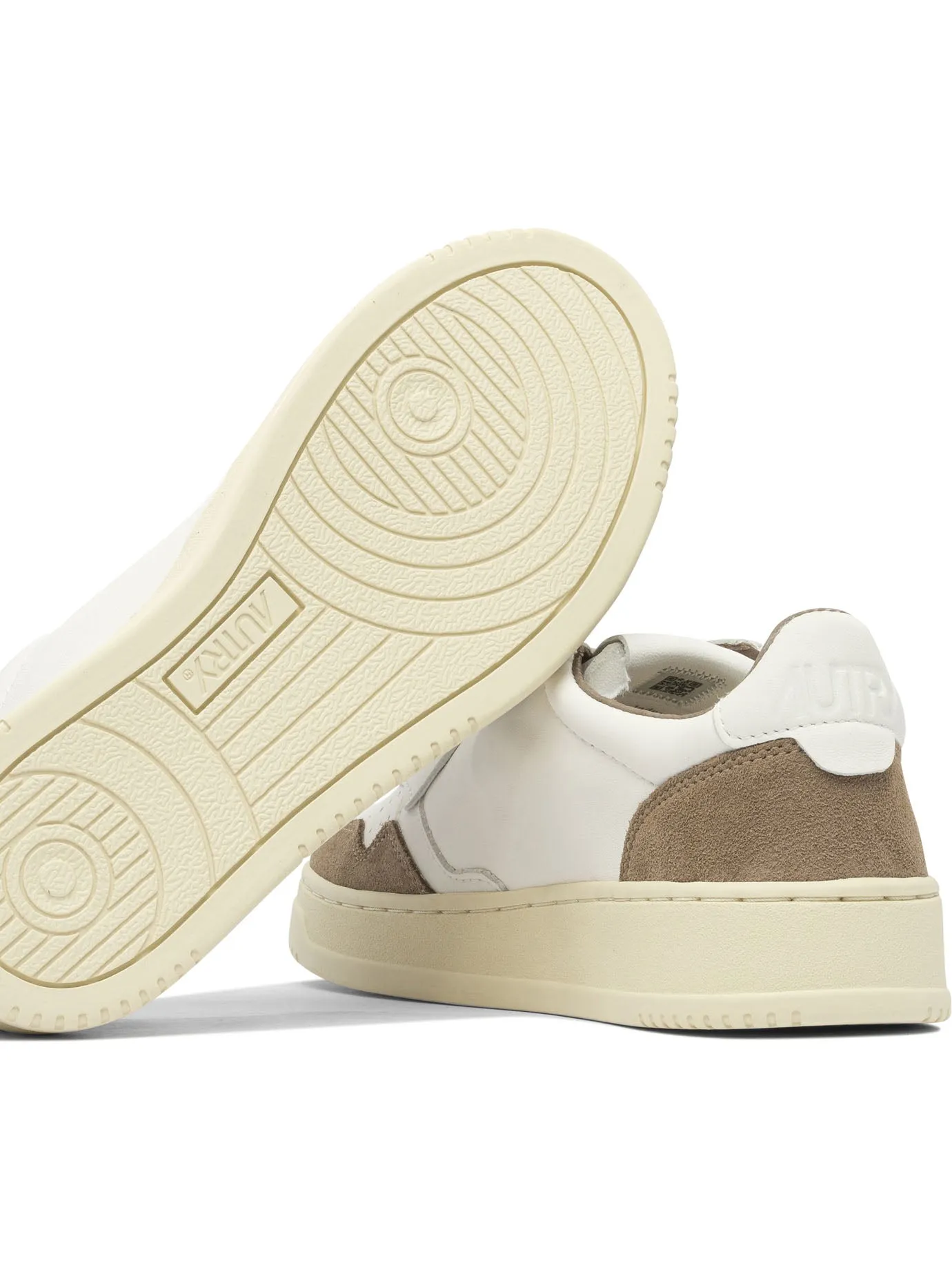 Medalist Low Sneakers & Slip-On White sold by Wanan Luxury product image thumbnail 5