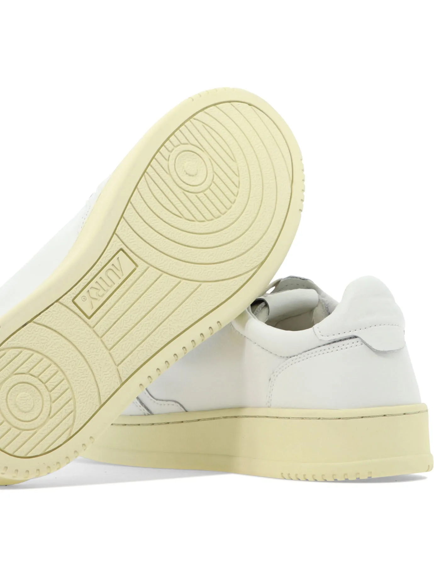 Medalist Low Sneakers & Slip-On White sold by Wanan Luxury product image thumbnail 5