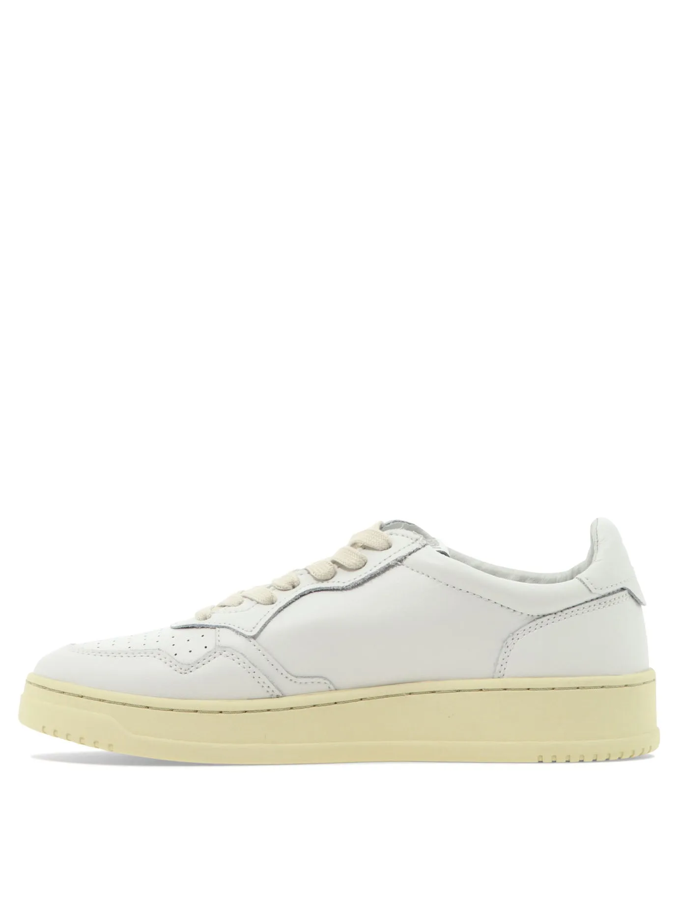 Medalist Low Sneakers & Slip-On White sold by Wanan Luxury product image thumbnail 3