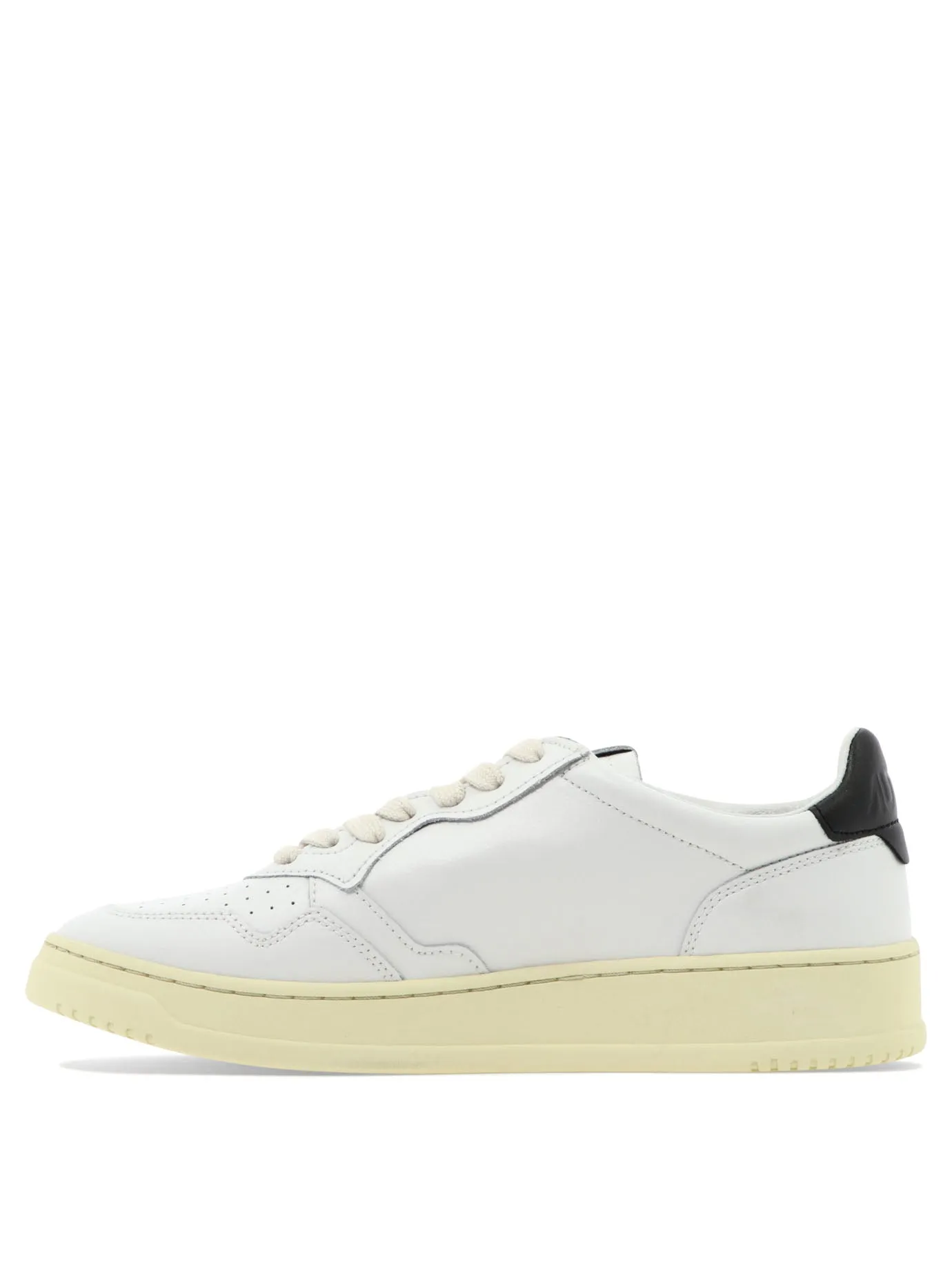 Medalist Low Sneakers & Slip-On White sold by Wanan Luxury product image thumbnail 3