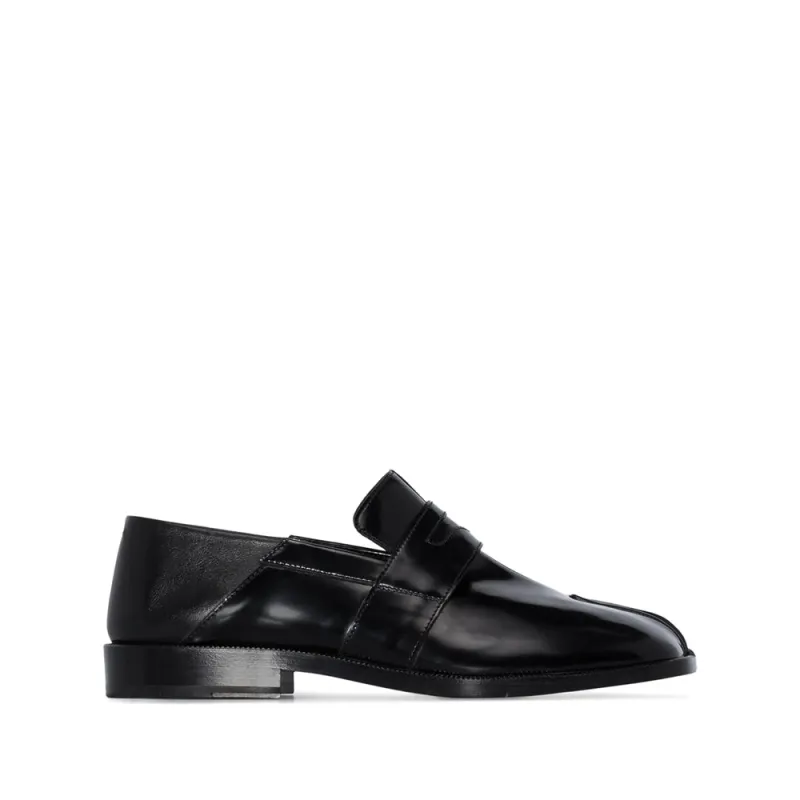 Shoes Black sold by Wanan Luxury