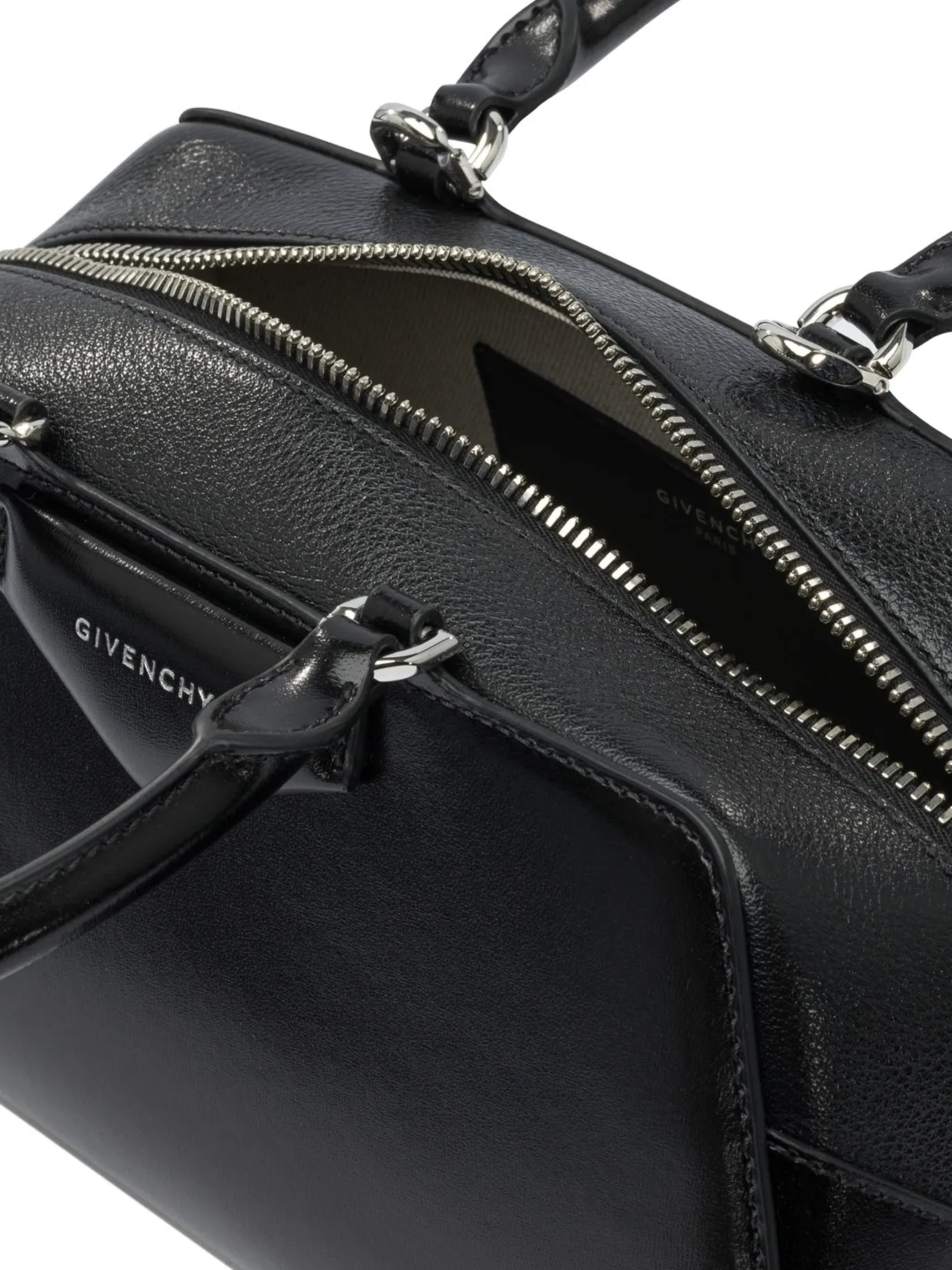 Antigona East-West Handbags Black sold by Wanan Luxury product image thumbnail 5