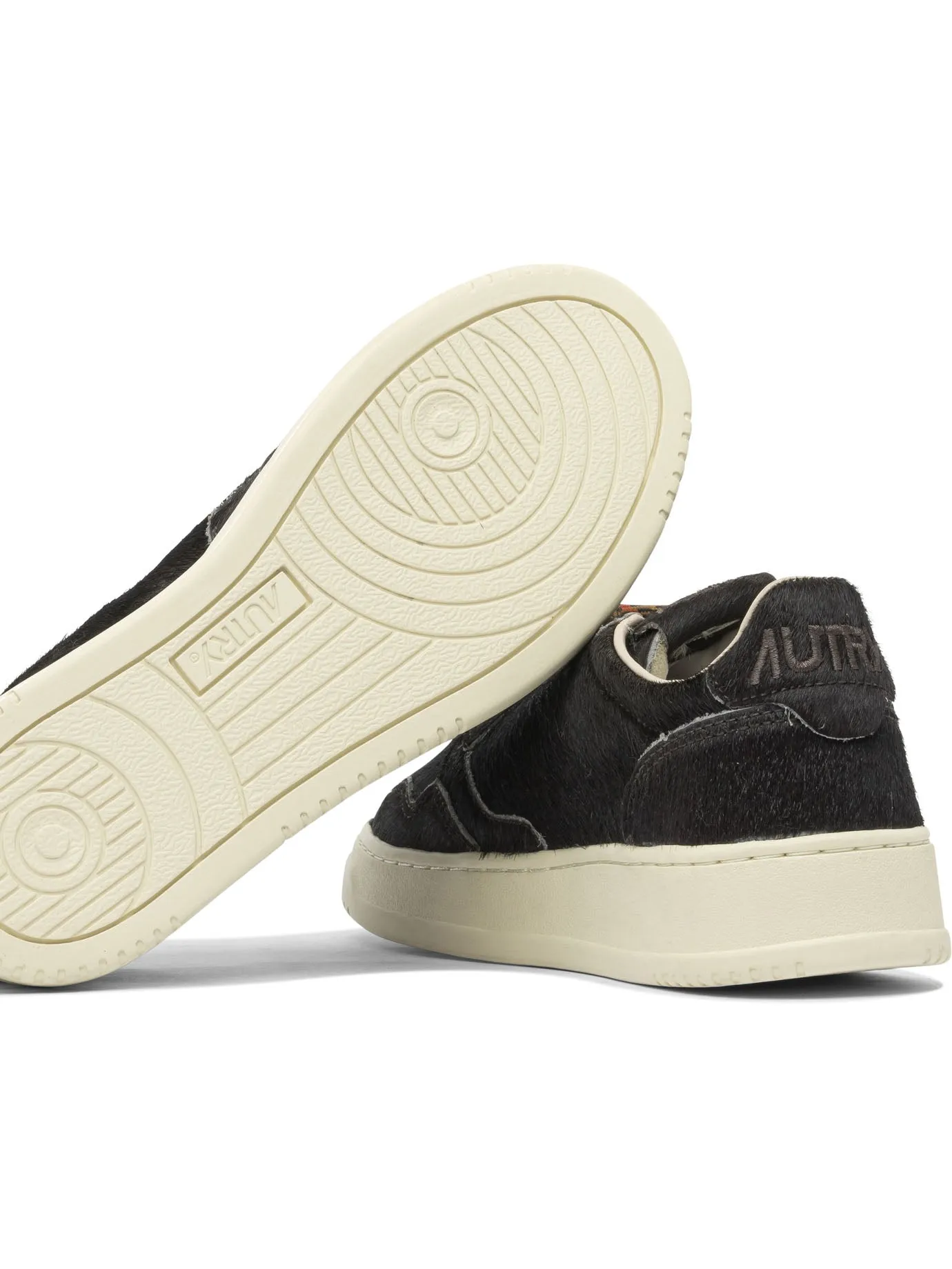 Medalist Low Sneakers & Slip-On Black sold by Wanan Luxury product image thumbnail 5