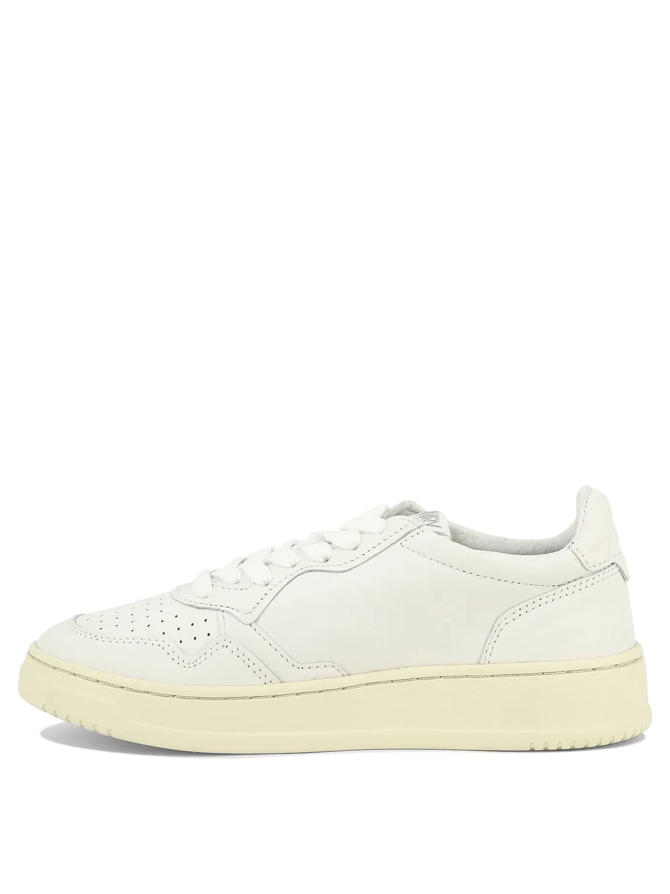 Medalist Low Sneakers & Slip-On White sold by Wanan Luxury product image thumbnail 3