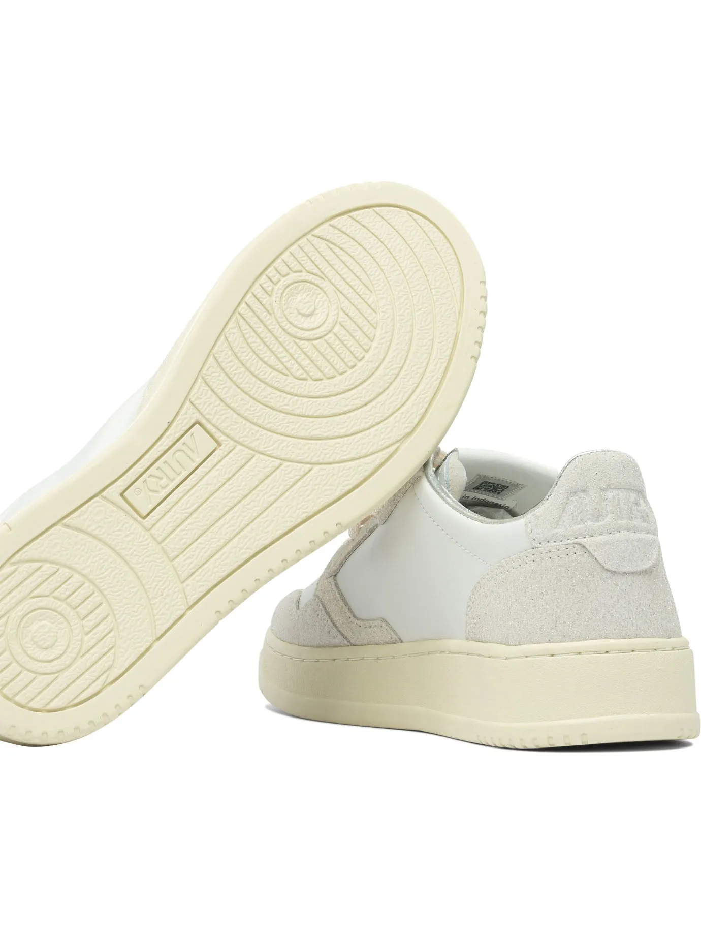 Medalist Low Sneakers & Slip-On White sold by Wanan Luxury product image thumbnail 5
