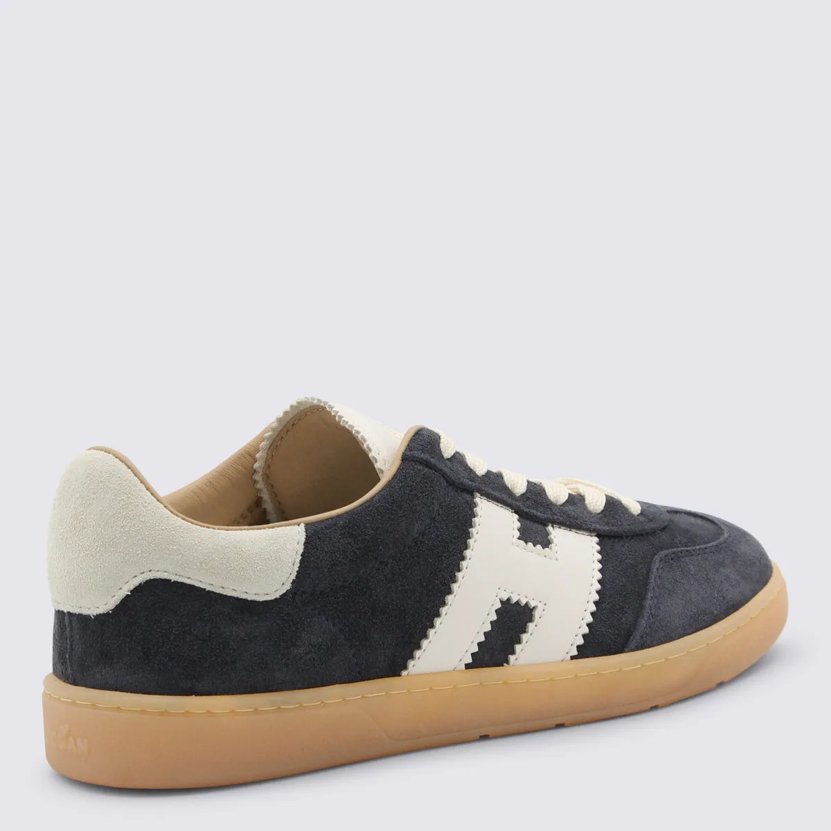 Sneakers Navy sold by Wanan Luxury product image thumbnail 3