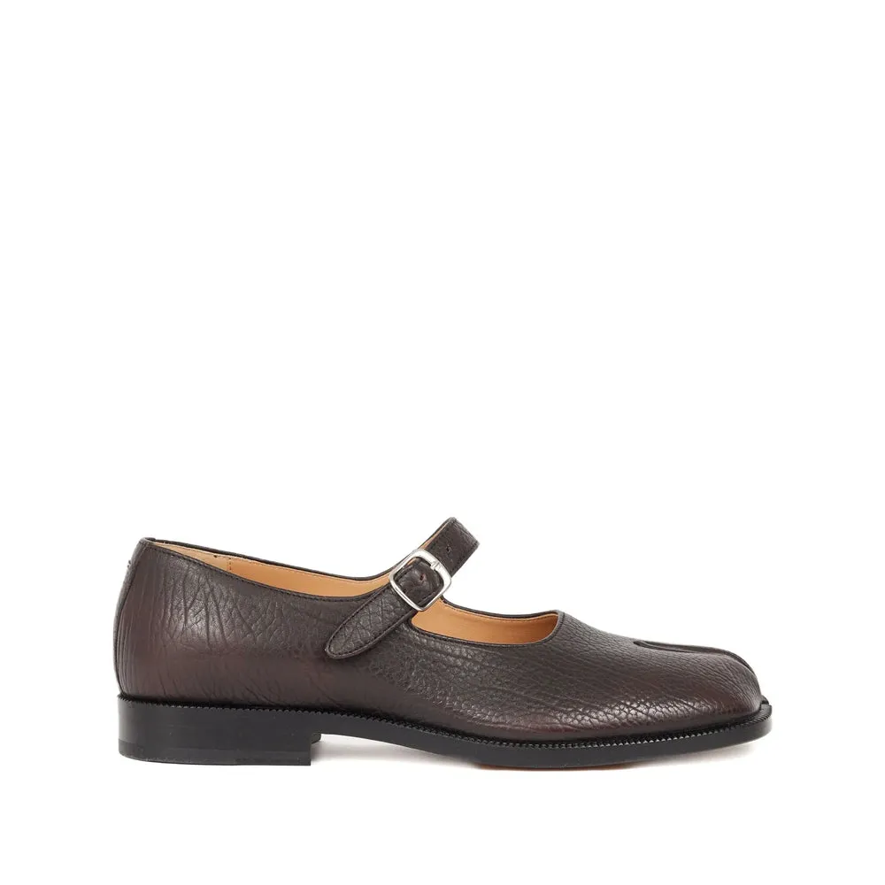 Shoes Brown sold by Wanan Luxury