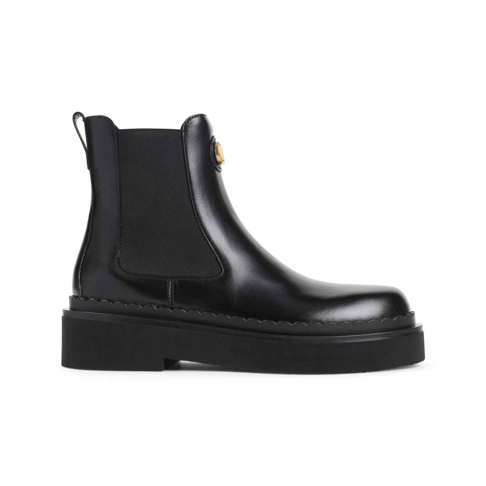 Boots Black sold by Wanan Luxury
