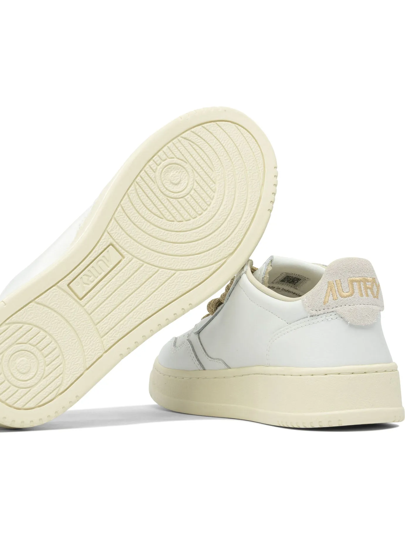 Medalist Low Sneakers & Slip-On White sold by Wanan Luxury product image thumbnail 5