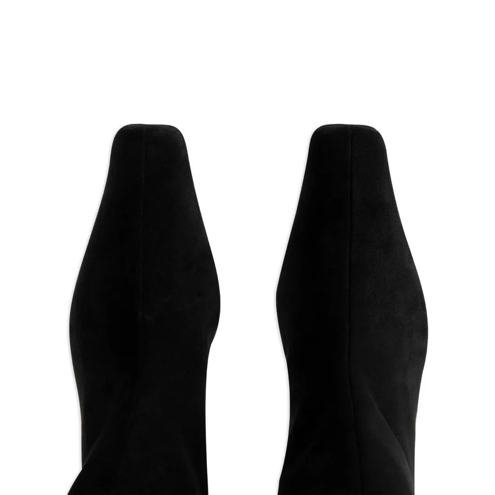 Shoes Black sold by Wanan Luxury product image thumbnail 3