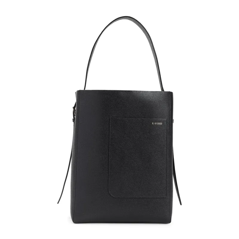 Shoulder Bags Black sold by Wanan Luxury