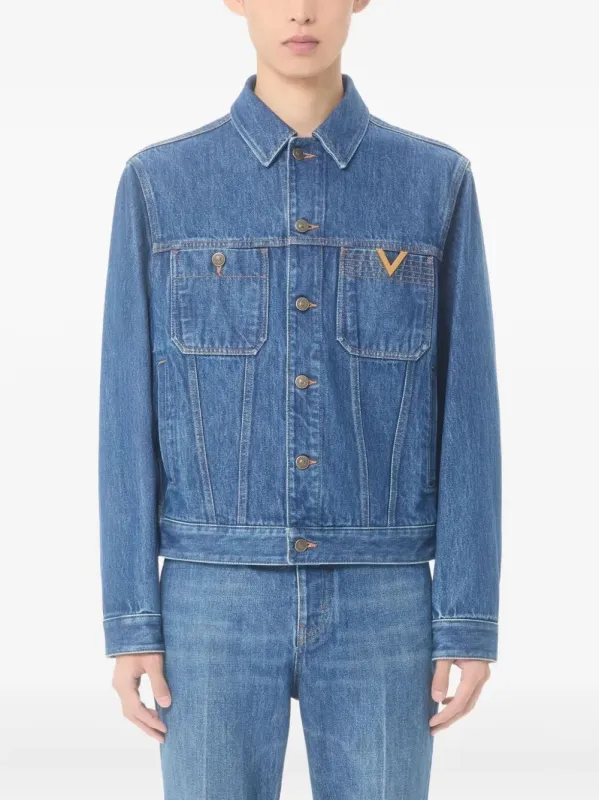 Sandals Metallic sold by Wanan Luxury