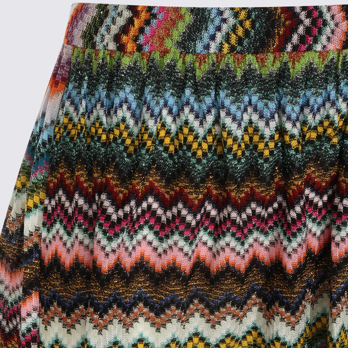 Shorts Multi/Dark Base sold by Wanan Luxury product image thumbnail 3