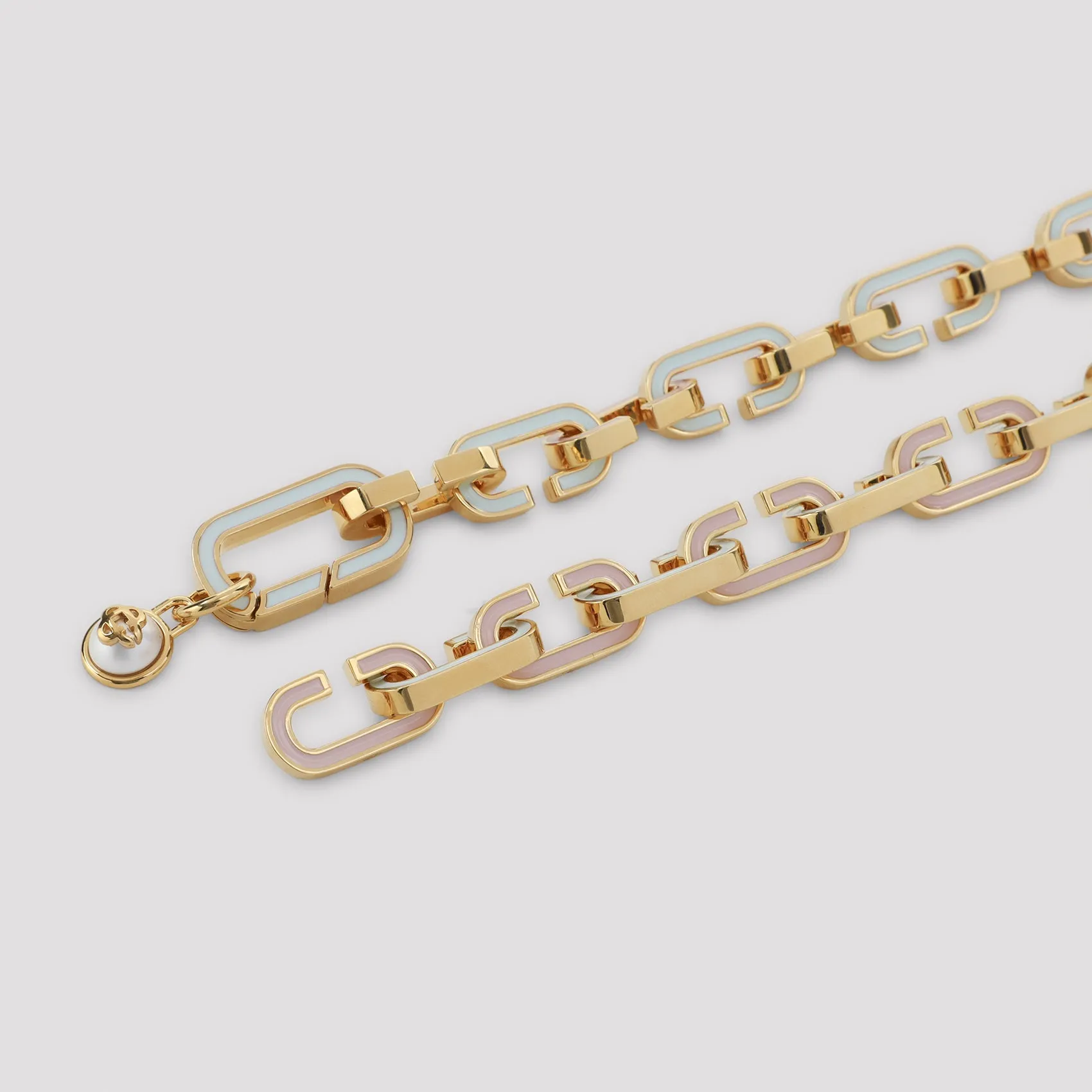 Necklaces Metallic sold by Wanan Luxury product image thumbnail 4