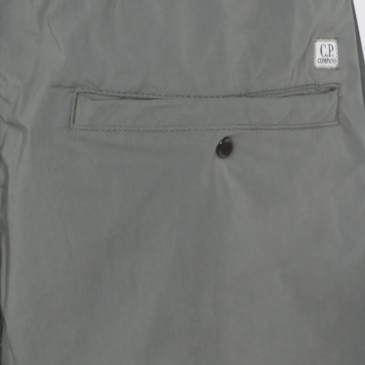 Shorts Laurel sold by Wanan Luxury product image thumbnail 4