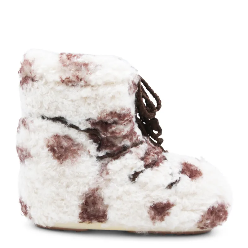 Boots Cow made by Moon Boot