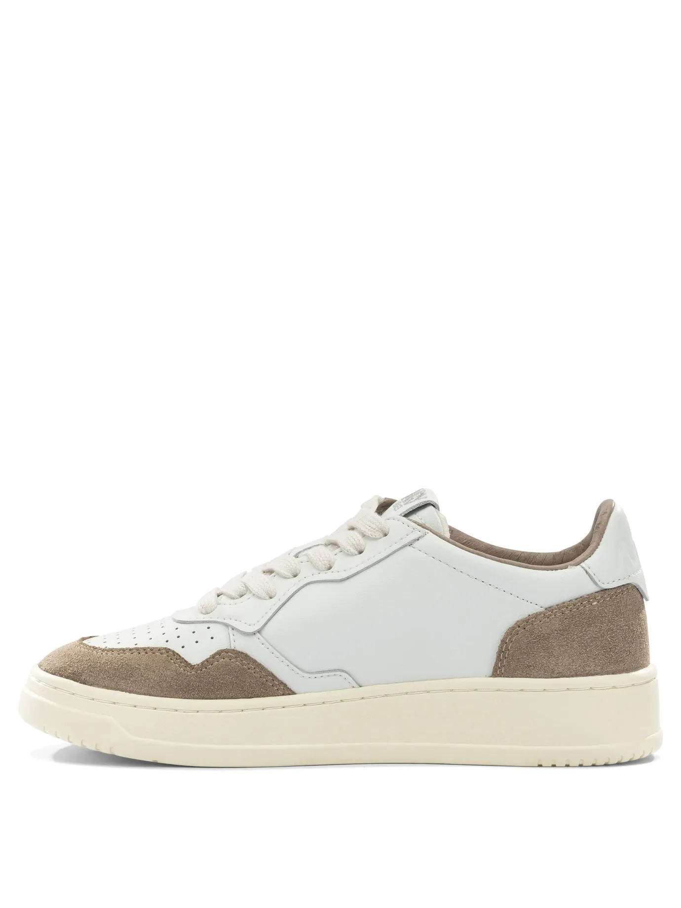 Medalist Low Sneakers & Slip-On White sold by Wanan Luxury product image thumbnail 3
