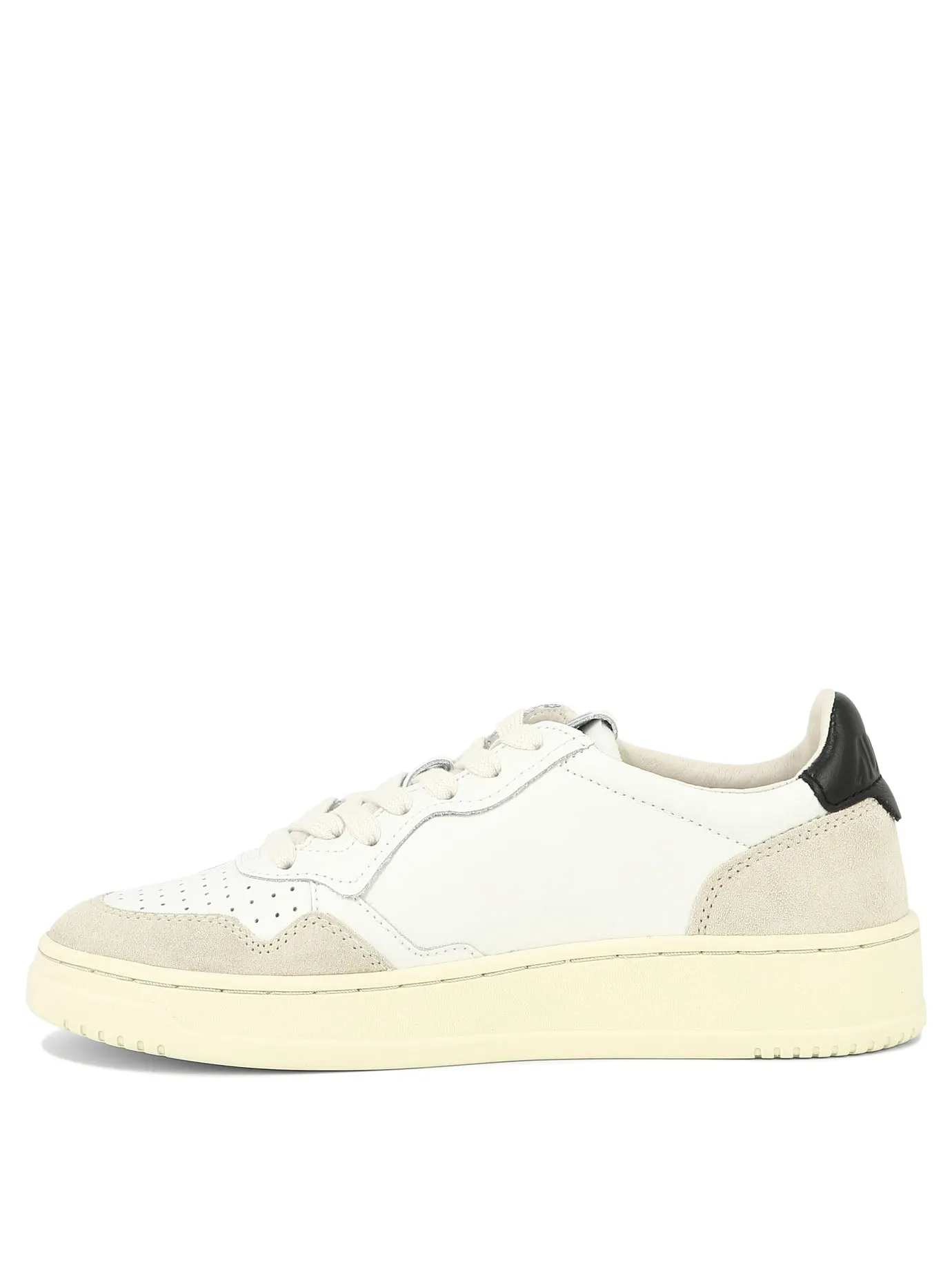 Medalist Low Sneakers & Slip-On White sold by Wanan Luxury product image thumbnail 3