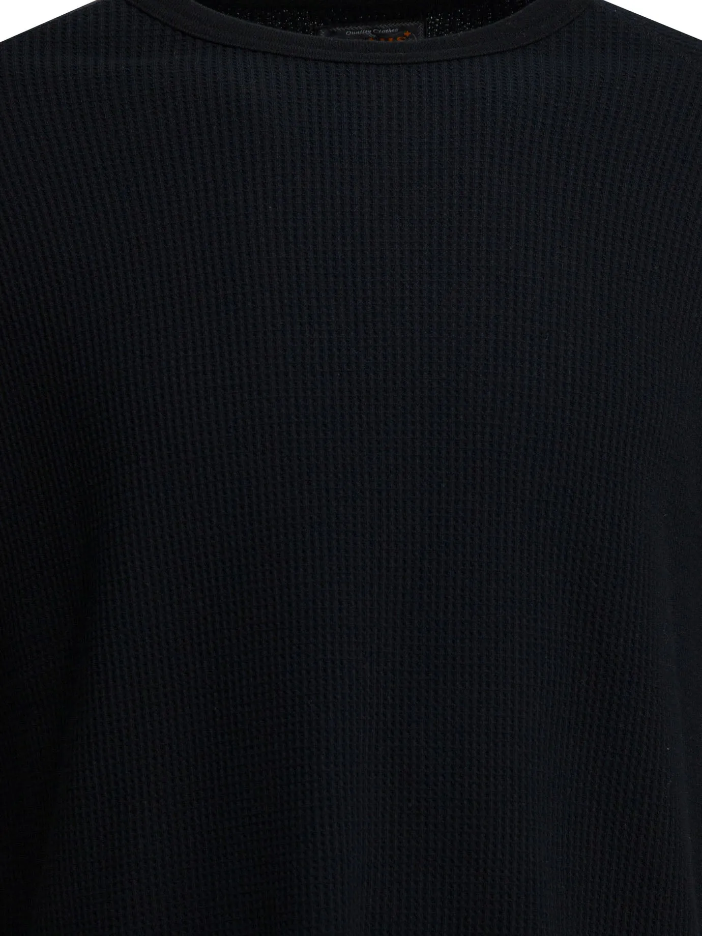 Crew Thermal 30 T-Shirts Black sold by Wanan Luxury product image thumbnail 3